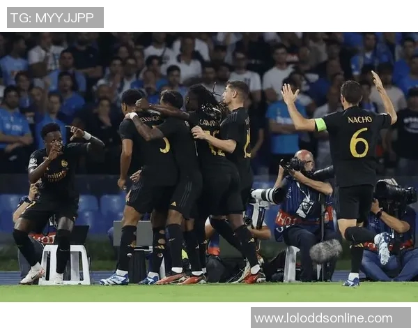 皇马在世界杯激战中以6-2战胜那不勒斯补时进球点燃全场激情