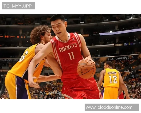 姚明打球身价揭秘:从NBA巨星到商业帝国的传奇之路 姚明打球身价揭秘:从NBA巨星到商业帝国的传奇之路