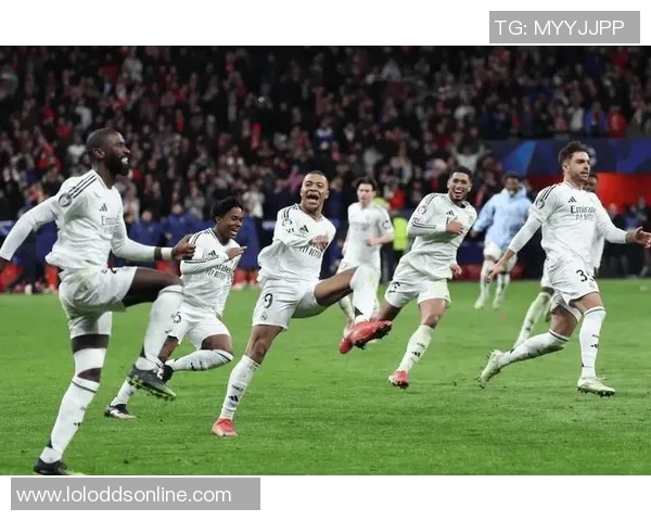 中超盛况：皇马战胜阿森纳点球大战引发争议与热议