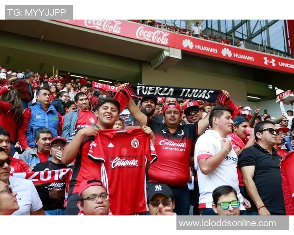 英超精彩对决：里昂大胜巴黎圣日耳曼引发全场热议与数据分析