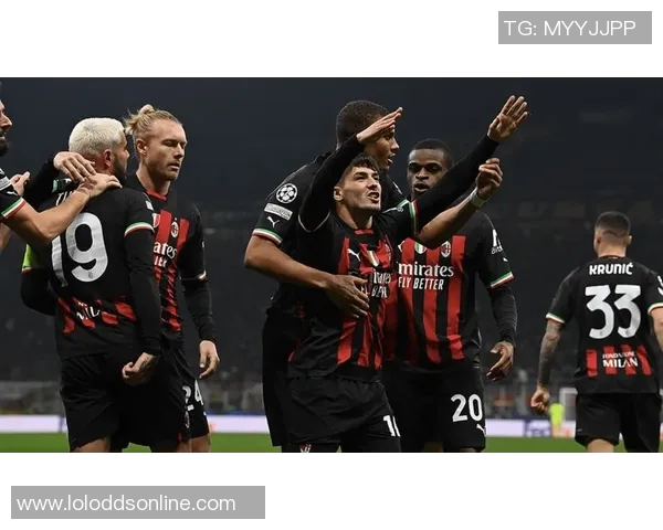 热刺主场大胜AC米兰3-0晋级欧冠淘汰赛全场沸腾