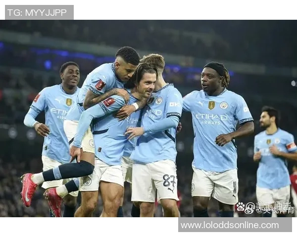 国王杯精彩对决：多特蒙德与巴黎圣日耳曼战成平局帽子戏法引发全场狂欢