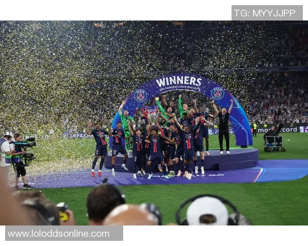 国王杯精彩对决巴黎圣日耳曼轻取AC米兰全场沸腾补时进球成焦点